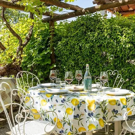 La Casa Della Mi Nonna Сasa de vacaciones *